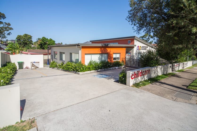 Click to view all images 227 Edgar Street Condell Park NSW 2200 - Image 3