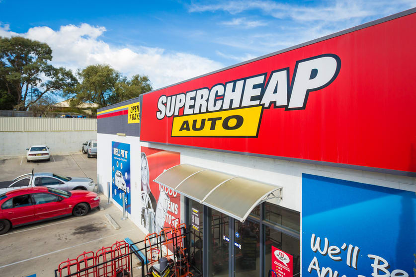Click to view all images 81 Carp Street Bega NSW 2550 - Image 1