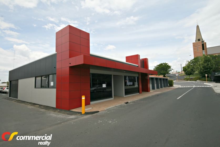 Click to view all images 7A Parkfield Street Bunbury WA 6230 - Image 1