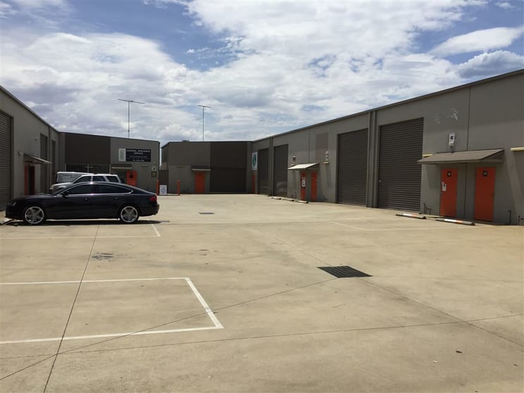 Click to view all images 8/9-11 Leather Street Breakwater VIC 3219 - Image 2