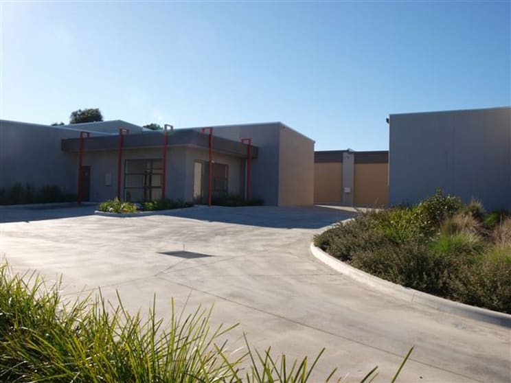 Click to view all images 43/6 Satu Way Mornington VIC 3931 - Image 1