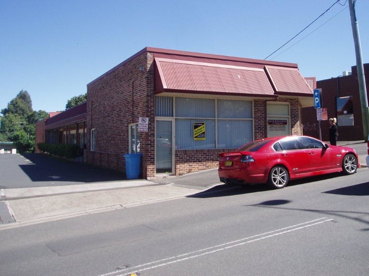 Click to view all images Suite 2 No 5 Raymond Road Springwood NSW 2777 - Image 1