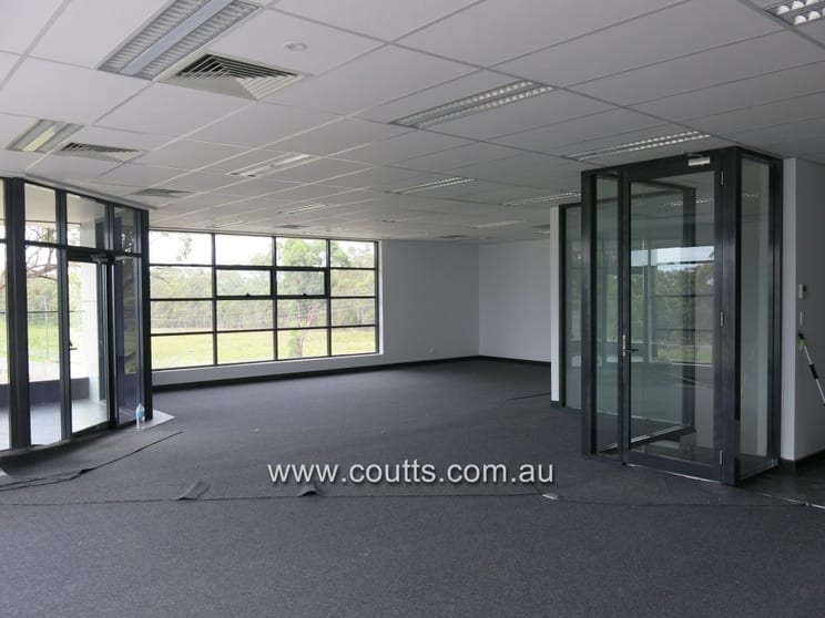 Click to view all images 100 Peter Brock Drive Eastern Creek NSW 2766 - Image 3