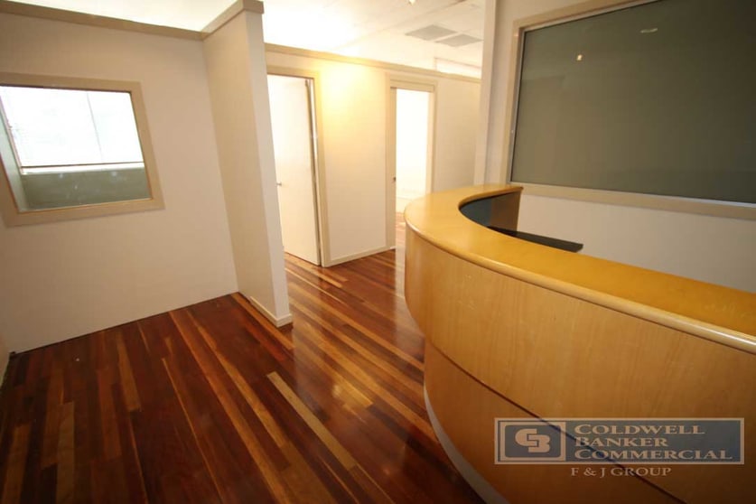 Click to view all images Mount Gravatt QLD 4122 - Image 2