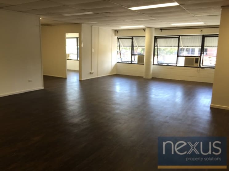 Click to view all images 2/110 Logan Road Woolloongabba QLD 4102 - Image 1