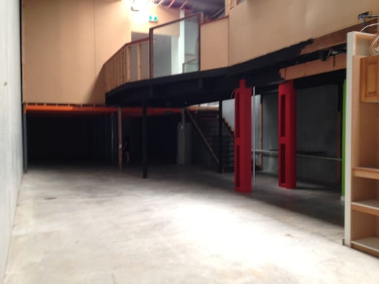 Click to view all images 9 Satu Way Mornington VIC 3931 - Image 2