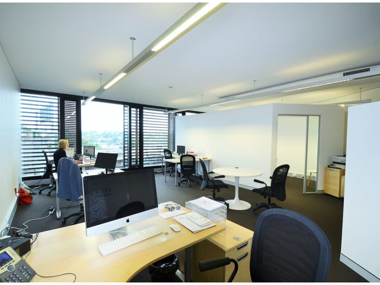 Click to view all images 2.08/55 Miller Street Pyrmont NSW 2009 - Image 3