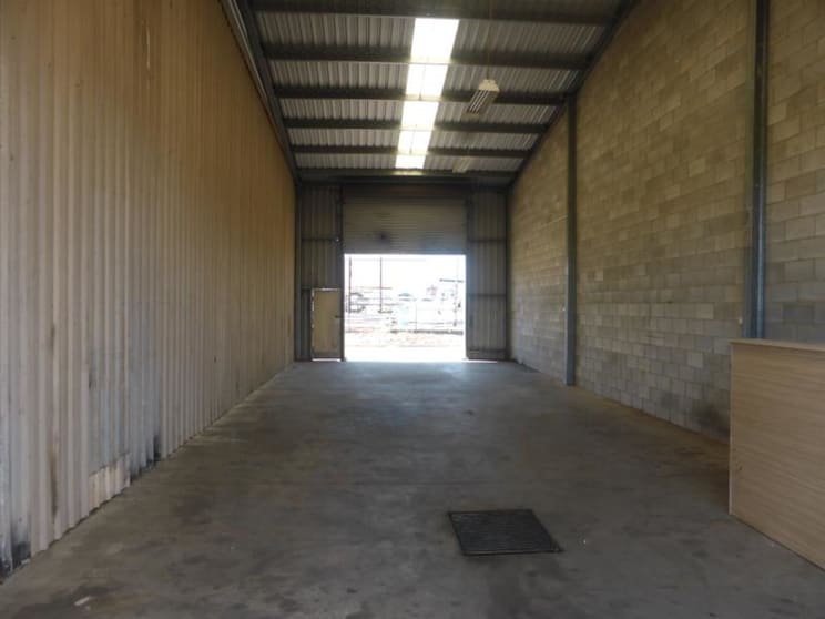 Click to view all images 4/37-39 Douglas Mawson Road Dubbo NSW 2830 - Image 2
