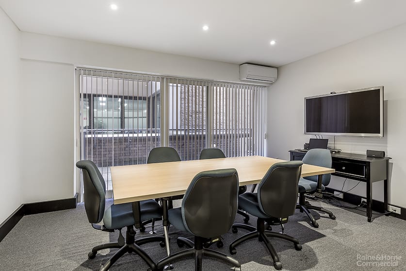 Click to view all images Suite 204/121 Walker Street North Sydney NSW 2060 - Image 1