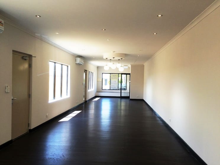 Click to view all images Unit 2/58 Coolamon Blvd Ellenbrook WA 6069 - Image 2