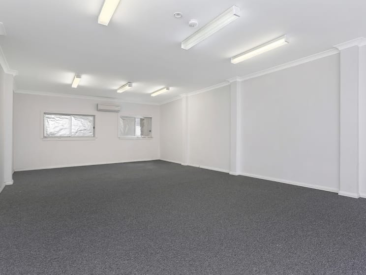 Click to view all images 297 Chapel Road Bankstown NSW 2200 - Image 3