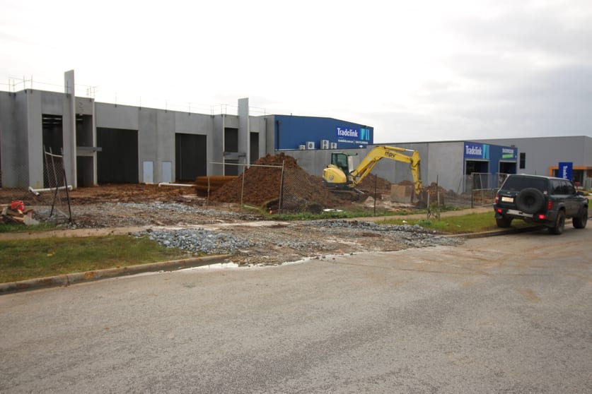 Click to view all images 1 or/1-3 Levida Drive Carrum Downs VIC 3201 - Image 2