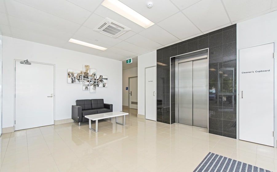 Click to view all images Underwood QLD 4119 - Image 3