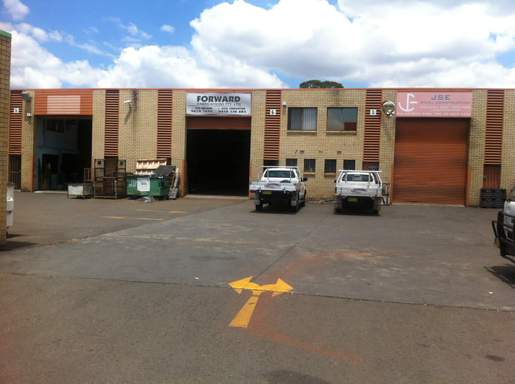 Click to view all images Ingleburn NSW 2565 - Image 2