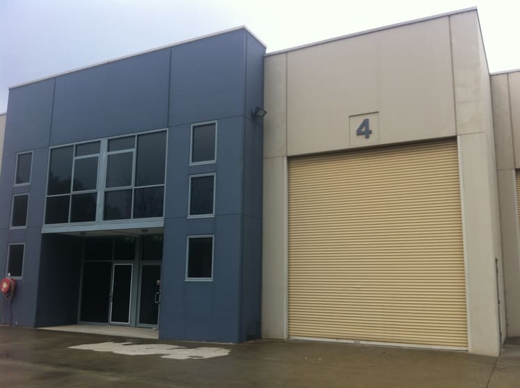 Click to view all images 4/5-7 Wiltshire Street Minto NSW 2566 - Image 1