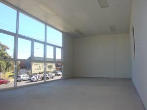 Click to view all images 364 Park Road Regents Park NSW 2143 - Image 3