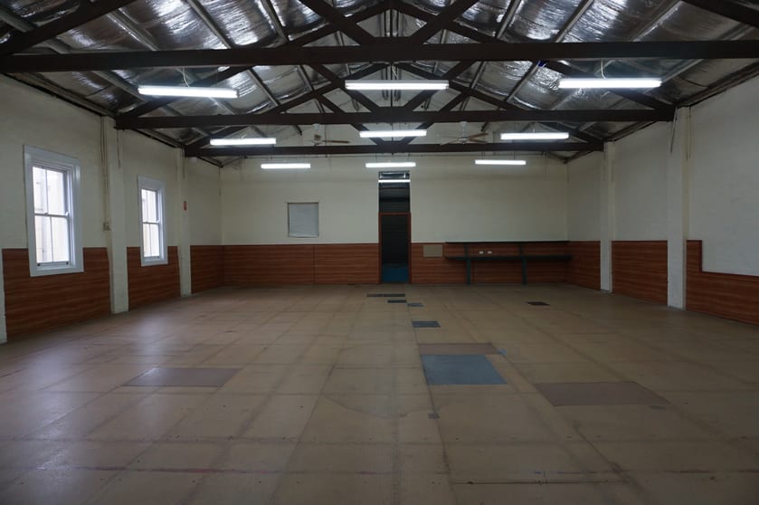 Click to view all images 355 Princes Highway Woonona NSW 2517 - Image 2