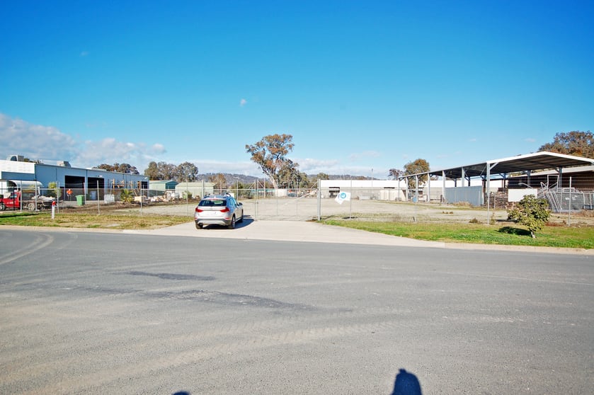 Click to view all images UNDER OFFE Kane Road Wodonga VIC 3690 - Image 3