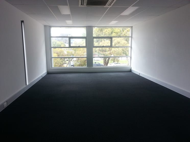 Click to view all images 8/107 Tulip Street Cheltenham VIC 3192 - Image 3