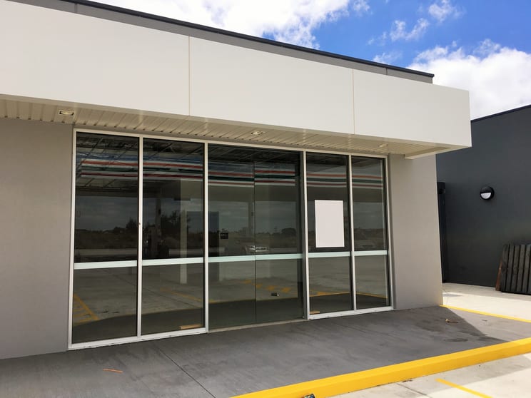 Click to view all images Shop 3/1280 Koo Wee Rup Road Pakenham VIC 3810 - Image 1