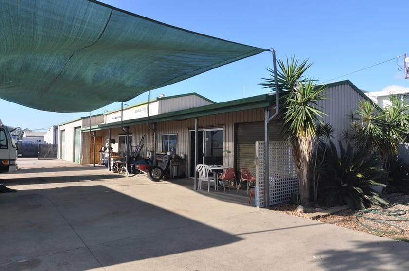 Click to view all images Unit 8, 132 Southwood Road Stuart QLD 4811 - Image 1
