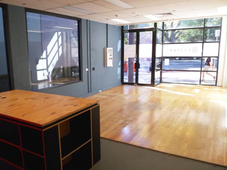 Click to view all images 179 Grattan Street Carlton VIC 3053 - Image 3