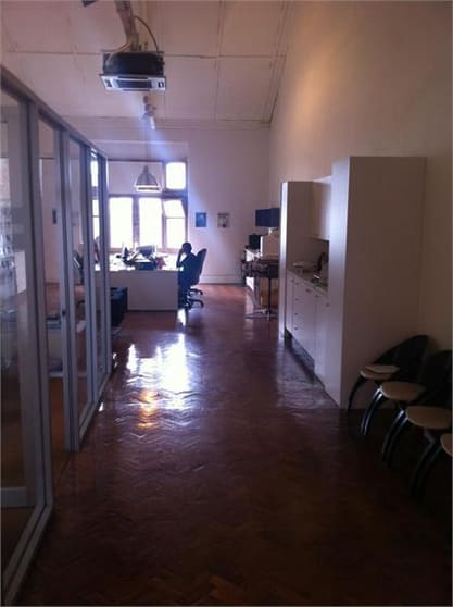 Click to view all images Suite 10/249 Chapel Street Prahran VIC 3181 - Image 3