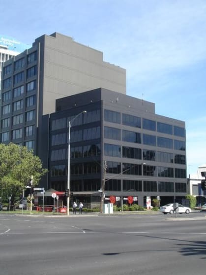 Click to view all images 88 Albert Road South Melbourne VIC 3205 - Image 2