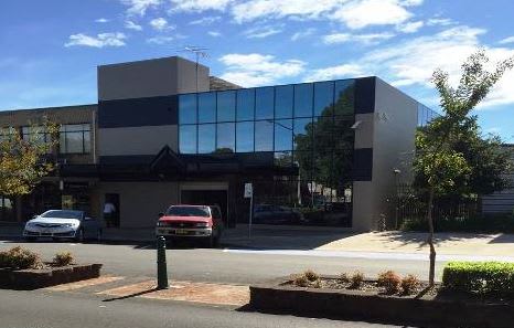 Click to view all images 68 Oxford Road Ingleburn NSW 2565 - Image 1