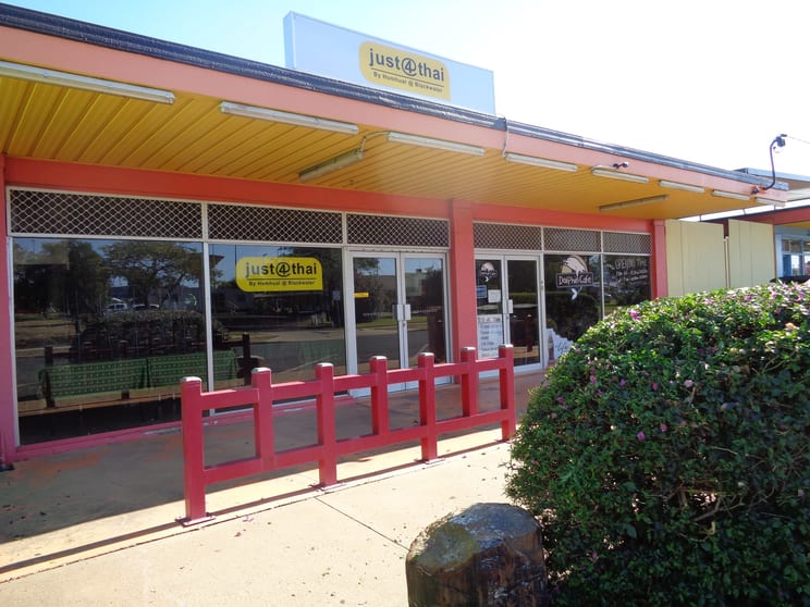 Click to view all images 2 to 10 Wey Blackwater QLD 4717 - Image 2