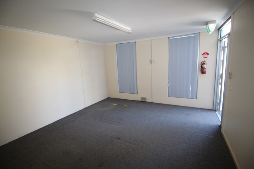 Click to view all images 26 Tova Drive Carrum Downs VIC 3201 - Image 3