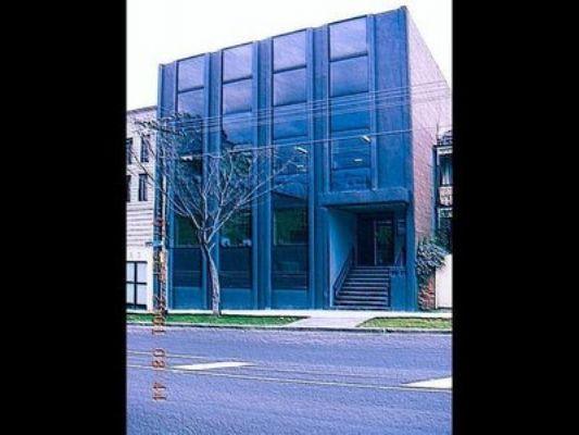 Click to view all images 55 Wellington St St Kilda VIC 3182 - Image 2