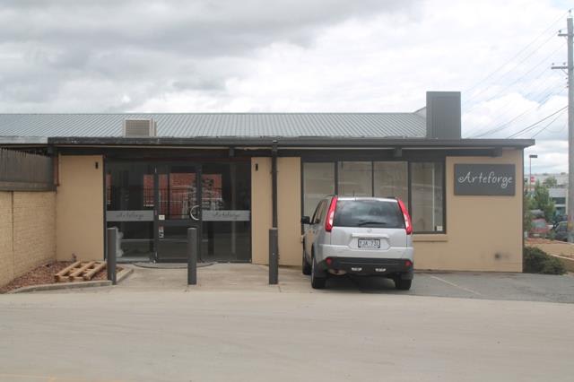 Click to view all images 1/51 Collie Street Fyshwick ACT 2609 - Image 3