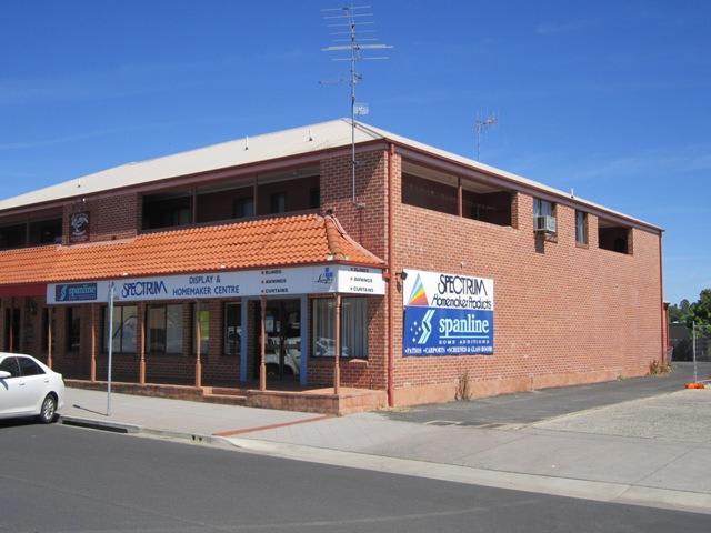 Click to view all images 71 George St Bathurst NSW 2795 - Image 2