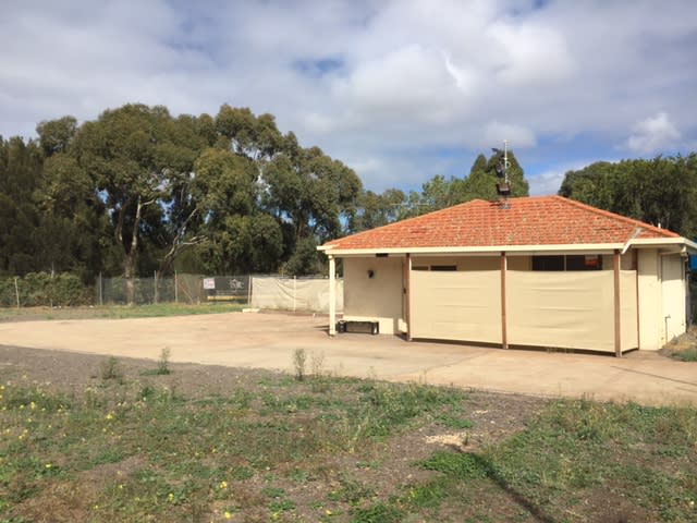 Click to view all images 4 Wallace
Avenue Point Cook VIC 3030 - Image 2