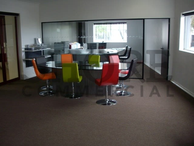 Click to view all images Brookvale NSW 2100 - Image 3