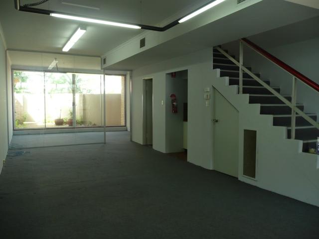 Click to view all images 5/385 Pacific Highway Crows Nest NSW 2065 - Image 2