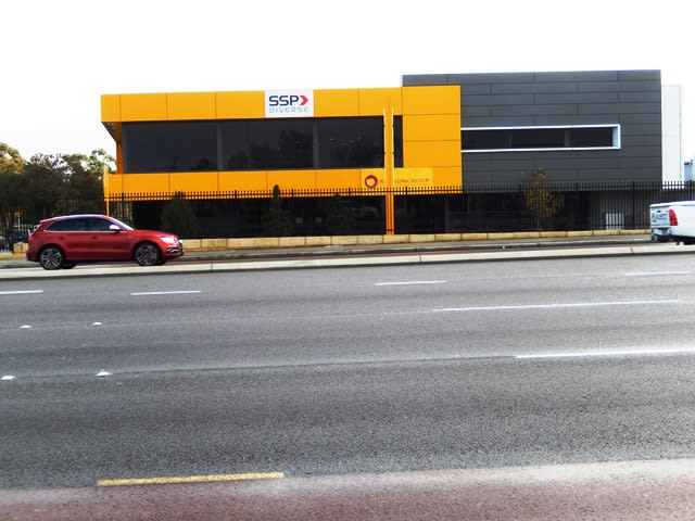 Click to view all images Suite 4 / 178 Great Eastern Highway Ascot WA 6104 - Image 1