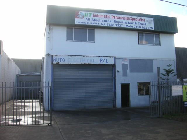 Click to view all images 7 Kurrara Street Lansvale NSW 2166 - Image 1