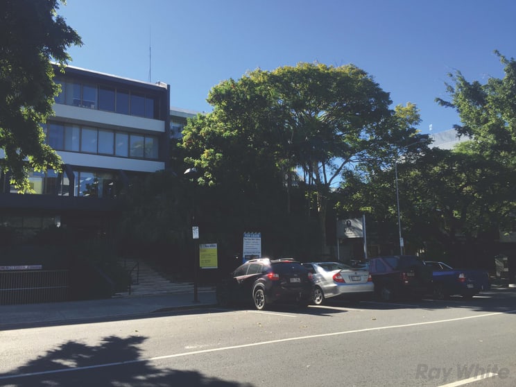 Click to view all images 17 Short Street Southport QLD 4215 - Image 2