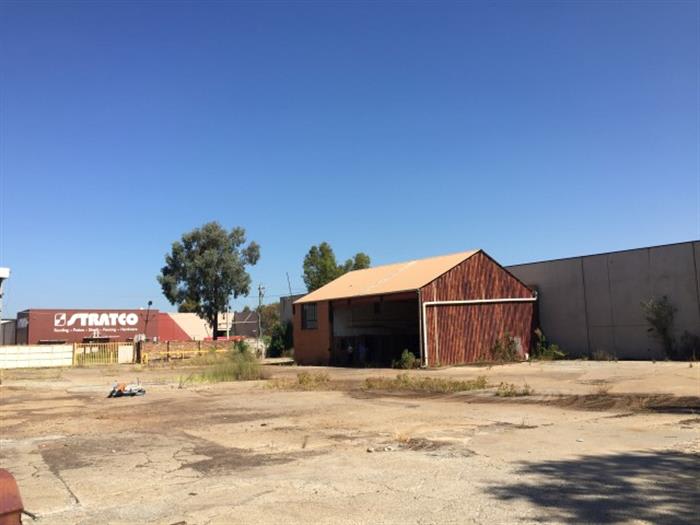 Click to view all images 3 Blaxland Road Campbelltown NSW 2560 - Image 3