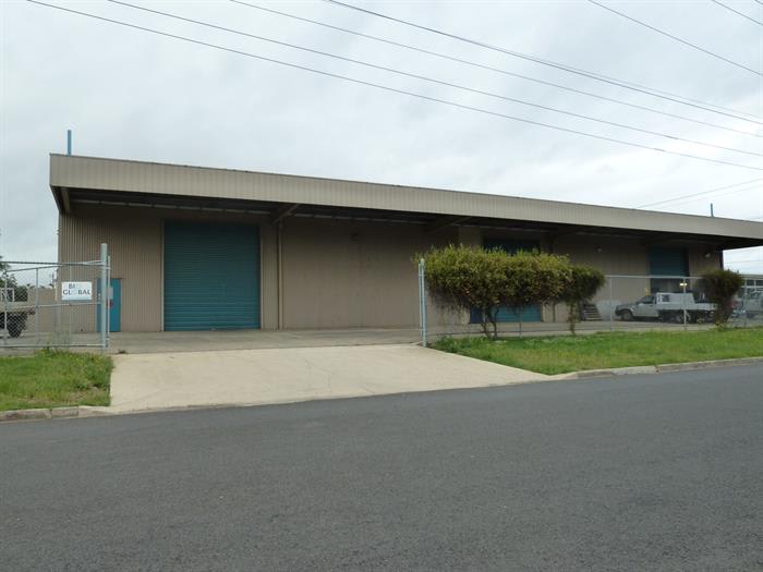 Click to view all images 2 Douglas St Delacombe VIC 3356 - Image 1