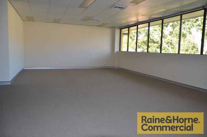 Click to view all images 7/1177 Logan Road Holland Park West QLD 4121 - Image 2
