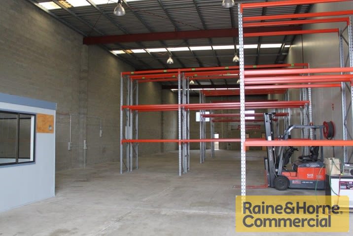 Click to view all images 1/63 Parramatta Road Underwood QLD 4119 - Image 2