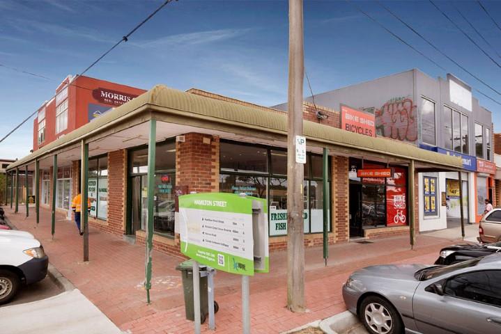Click to view all images 1/63 Hamilton Street Craigieburn VIC 3064 - Image 3