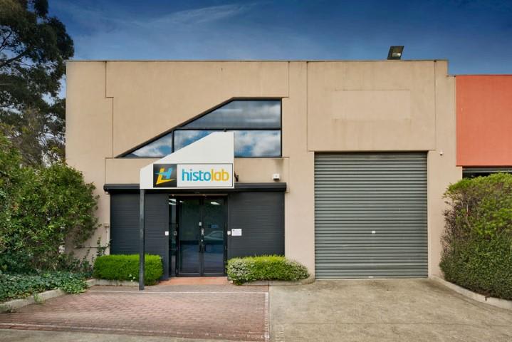 Click to view all images Unit 8, 3 Wellington Street Kew VIC 3101 - Image 1