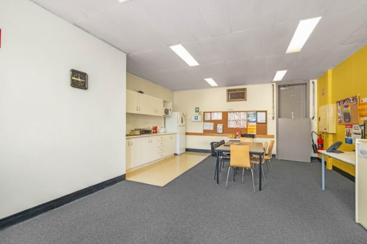 Click to view all images 1012-1016 Main Road Eltham VIC 3095 - Image 2