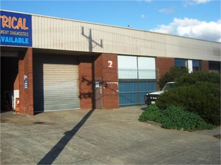 Click to view all images 2/4 New Street Frankston VIC 3199 - Image 1