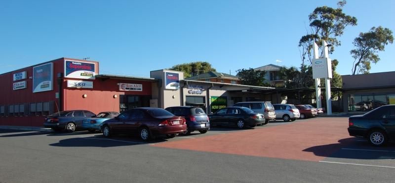 Click to view all images Clontarf QLD 4019 - Image 1