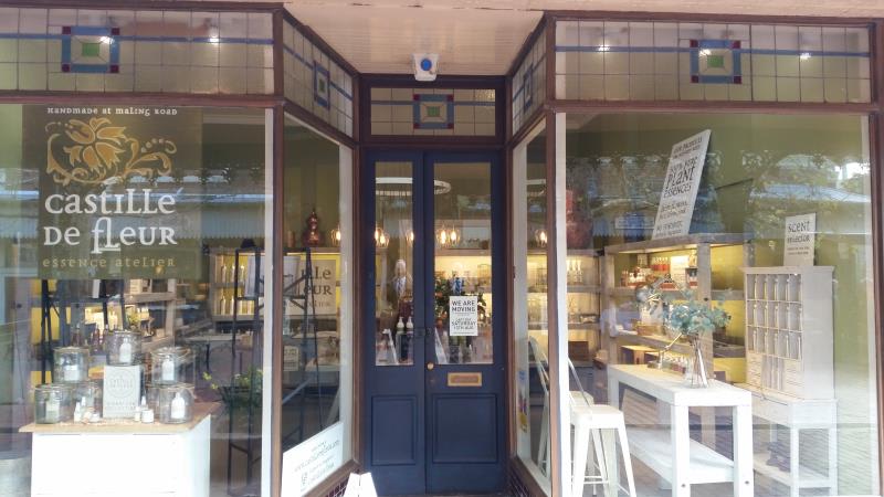 Click to view all images 3 Theatre Place Canterbury VIC 3126 - Image 2